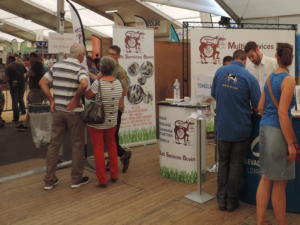 Photo stand Multi Services Bovin au Festi'élevage
